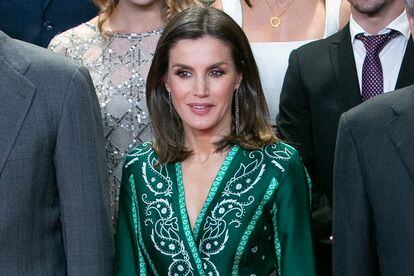 MADRID, SPAIN - DECEMBER 13: Queen Letizia of Spain attends the 80th anniversary of Marca newspaper at Real Theatre on December 13, 2018 in Madrid, Spain. (Photo by Paolo Blocco/WireImage)