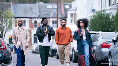 Una imagen del tercer episodio de la tercera temporada de 'Atlanta', con el cuarteto protagonista. Desde la izquierda, LaKeith Stanfield (Darius), Brian Tyree Henry (Paper Boi), Donald Glover (Earn) y Zazie Beetz (Van).