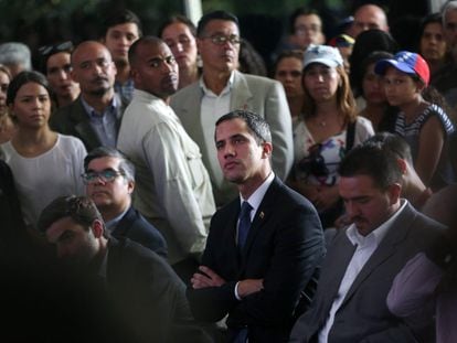 El líder opositor venezolano, Juan Guaidó, asiste a la presentación del proyecto 'Plan País' en Caracas (Venezuela), el 28 de marzo de 2019.