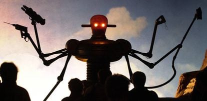 Un robot armado, en una exposición en Hanover (Alemania), en el año 2000.