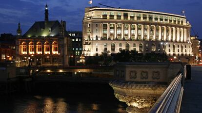 Sede de la Unilever británica, junto al puente de Blackfriars, en Londres.