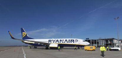 Un avión de la compañía de bajo coste Ryanair