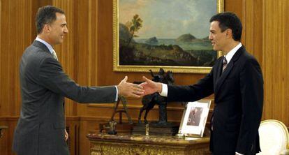 Don Felipe recibe a Pedro S&aacute;nchez en el palacio de La Zarzuela.