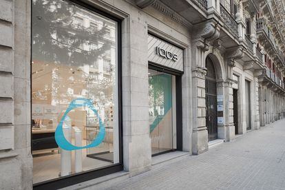 Así es la IQOS Boutique de Barcelona situada en plena Rambla de Catalunya.