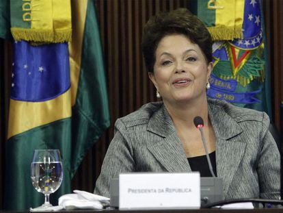 La presidenta de Brasil, Dilma Roussef, durante un reunión.