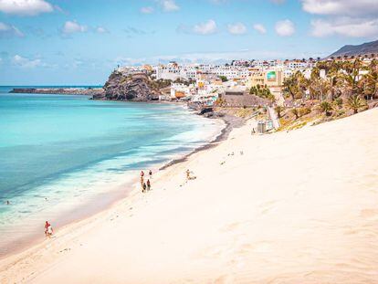 La playa de Morro Jable, en la isla canaria de Fuerteventura.