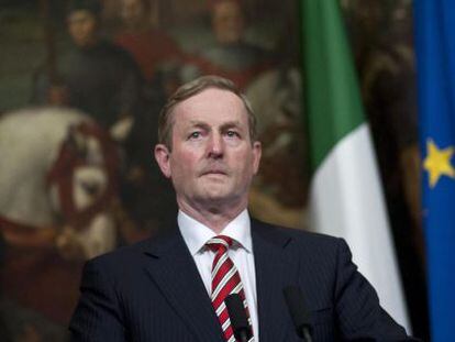 El primer ministro de Irlanda, Enda Kenny, comparece ante la prensa durante una visita oficial a Italia, el pasado 10 de junio