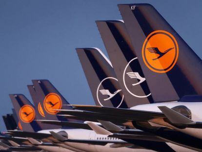 Aviones de Lufthansa, aparcados en el aeropuerto de Fráncfort.