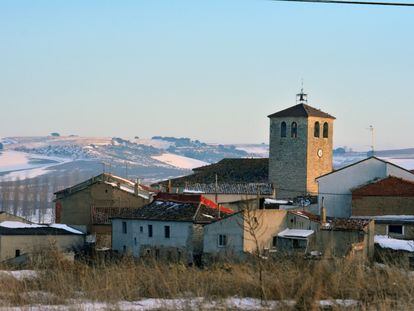 Vista general de la localidad de Tabanera de Cerrato, un pueblo palentino de 142 habitantes.