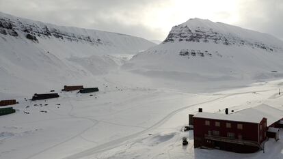 View of one of the areas of Longyearbyen, on April 20.