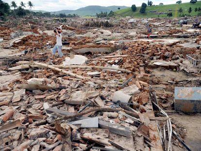 En Alagoas, noreste brasile&ntilde;o, las inundaciones destruyeron la infraestructura de las ciudades cercanas al R&iacute;o Munda&uacute;.