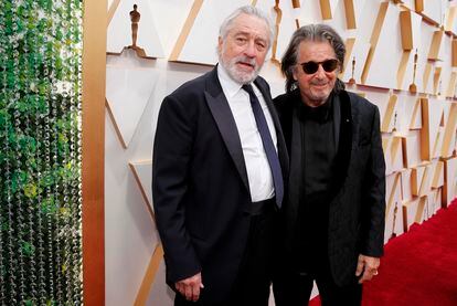 Robert de Niro y Al Pacino, en los Oscar, en febrero de 2020