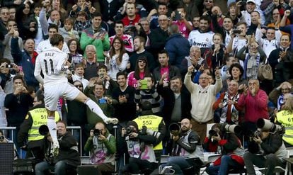 Bale celebra su gol al Espanyol