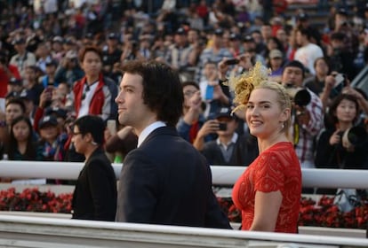 Kate Winslet y Ned Rocknroll, en Hong Kong.