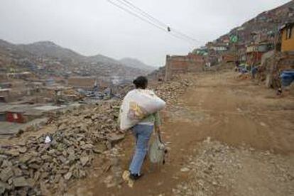 La clase media supuso en 2011 el 32 % del total de la población en la región, frente al 27 % de los pobres, según indicó el Banco Mundial (BM). EFE/Archivo