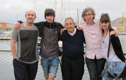 De izquierda a derecha: Javier Cámara, Francesc Garrido, Juan Carrión, David Trueba y Natalia de Molina.
