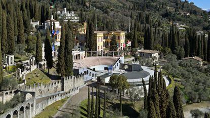 Vista general del Vittoriale degli Italiani, lugar de residencia del escritor Gabriele D'Annunzio.