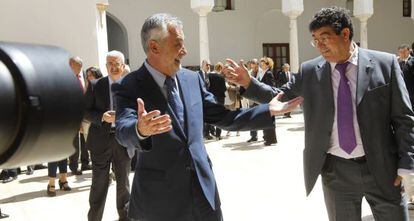 Griñán y Valderas, el 14 de abril, día de la constitución del Parlamento.