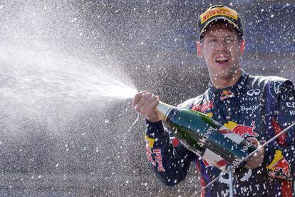 Vettel celebra la victoria en Alemania