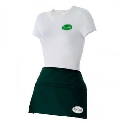 True Blood se ha despedido de la televisión con un final  de lo más comentado, pero para las nostálgicas siempre estará disponible el uniforme de Sookie Stackhouse en Merlotte's. A la venta en HBO por 32 euros.