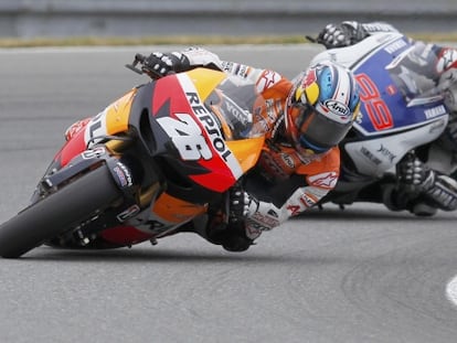 Pedrosa rueda por delante de Lorenzo en Brno.