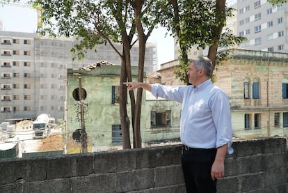 Alexis Vargas, Secretario Ejecutivo de Proyectos Estratégicos de Sao Paulo y al frente del
programa Redenção para acabar con Cracolândia, en una de las antiguas pensiones.