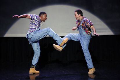 Jimmy Fallon y Will Smith bailan hip hop en 'The Tonight Show'.