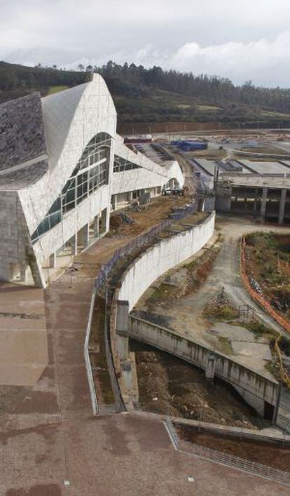 Uno de los edificios de la Cidade da Cultura