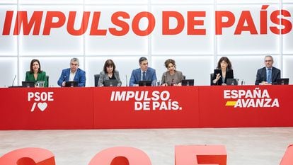 Pedro Sánchez preside la reunión del Comité Ejecutiva Federal del PSOE en Ferraz, este lunes.