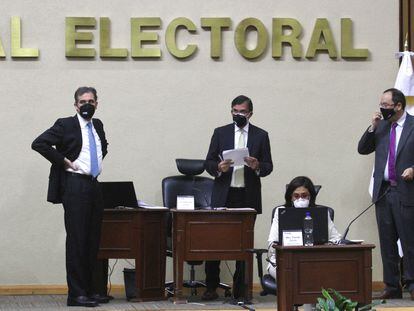 Sesión extraordinaria del Consejo General del Instituto Instituto Nacional Electoral en México.