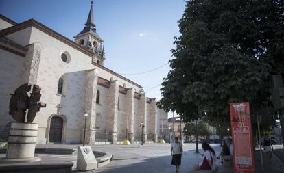 Plaza de los Santos Niños en Alcalá de Henares.
 
 
 
 
 
 
 
 