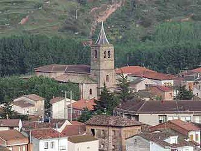 Una vista panorámica de Baños de Río Tobía, el pueblo riojano donde ocurrió el dramático accidente que costó la vida a Juan Carlos Vallejo.