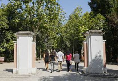 Entrada a la Quinta de los Molinos desde la calle de Alcalá.