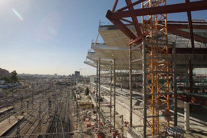 Obras de ampliación de la estación de Atocha, cuya primera fase incluye una nueva terminal solo para llegadas.