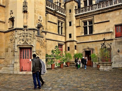 Exterior del museo Cluny, en París.