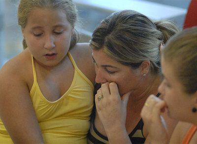 Llegada a la T-4 de Barajas de familiares de las víctimas del siniestro.