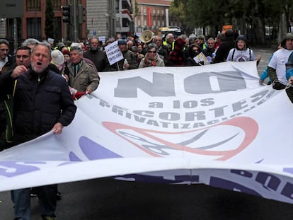 Manifestación frente al Ministerio de Sanidad por la sanidad pública en noviembre de 2019.