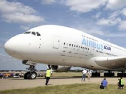 Un avión de Airbus, el modelo A-380, en un aeropuerto de Wisconsin en EE UU.