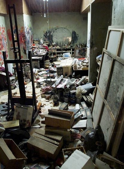 Estudio del pintor británico Francis Bacon, que padece una patología acumulativa