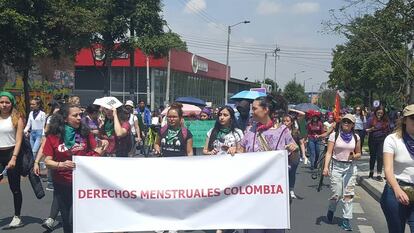 Manifestación por los derechos menstruales en Colombia