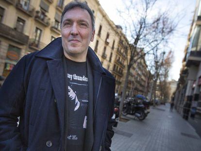 El escritor Carlos Zanón fotografiado en Barcelona.