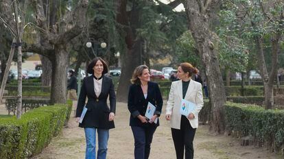 Desde la izquierda, Diana Morant, Teresa Ribera y Mónica García esta mañana en Madrid antes de la presentación del Observatorio de Salud y Cambio Climático.