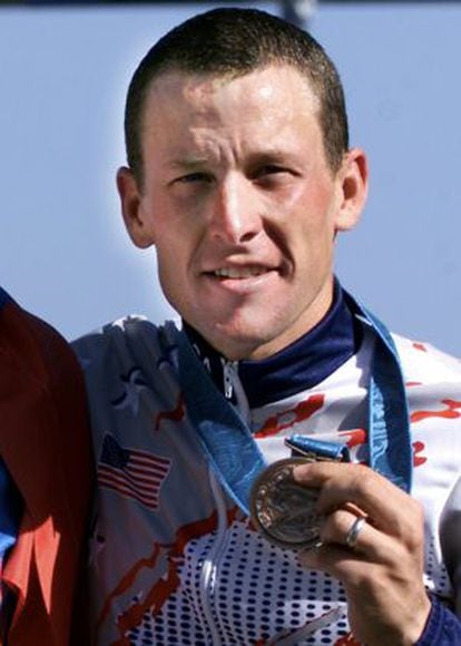 Armstrong, con el bronce de Sidney.