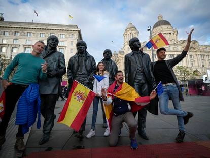 Fans españoles de Eurovisión, este viernes en Liverpool.