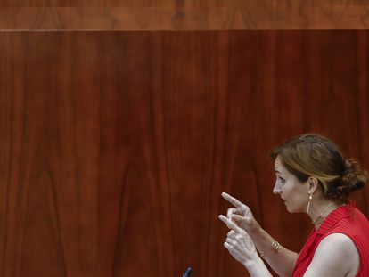 La portavoz de Más Madrid en la Asamblea de Madrid, Mónica García, durante una sesión de control en la Asamblea de Madrid.