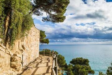 Caminos de ronda en la Costa Brava