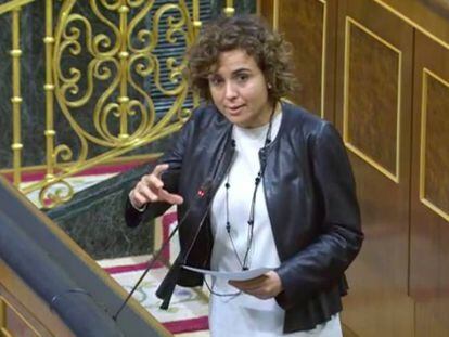 La ministra Dolors Montserrat, durante su intervenci&oacute;n en el Congreso.