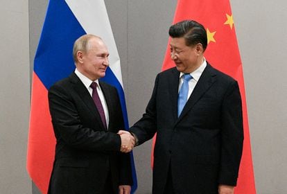 Vladímir Putin y Xi Jinping, en un encuentro bilateral durante una cumbre en Brasilia en 2019.