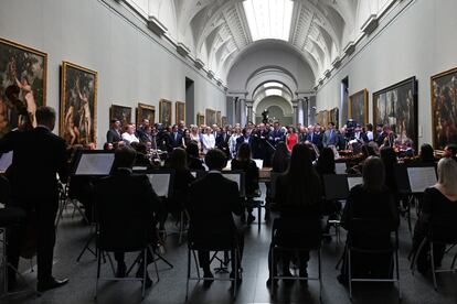 El concierto de la Orquesta Sinfónica de Kiev, el miércoles en el Museo del Prado, es un gesto de apoyo hacia el país invadido por Rusia. Se trata de la orquesta estatal ucrania, creada hace 40 años, y dirigida por el italiano Luigi Gaggero desde 2018.