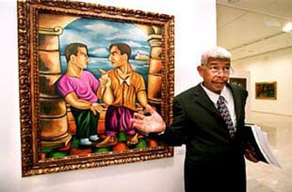 El historiador cubano Juan Gualberto, ayer en la exposición.